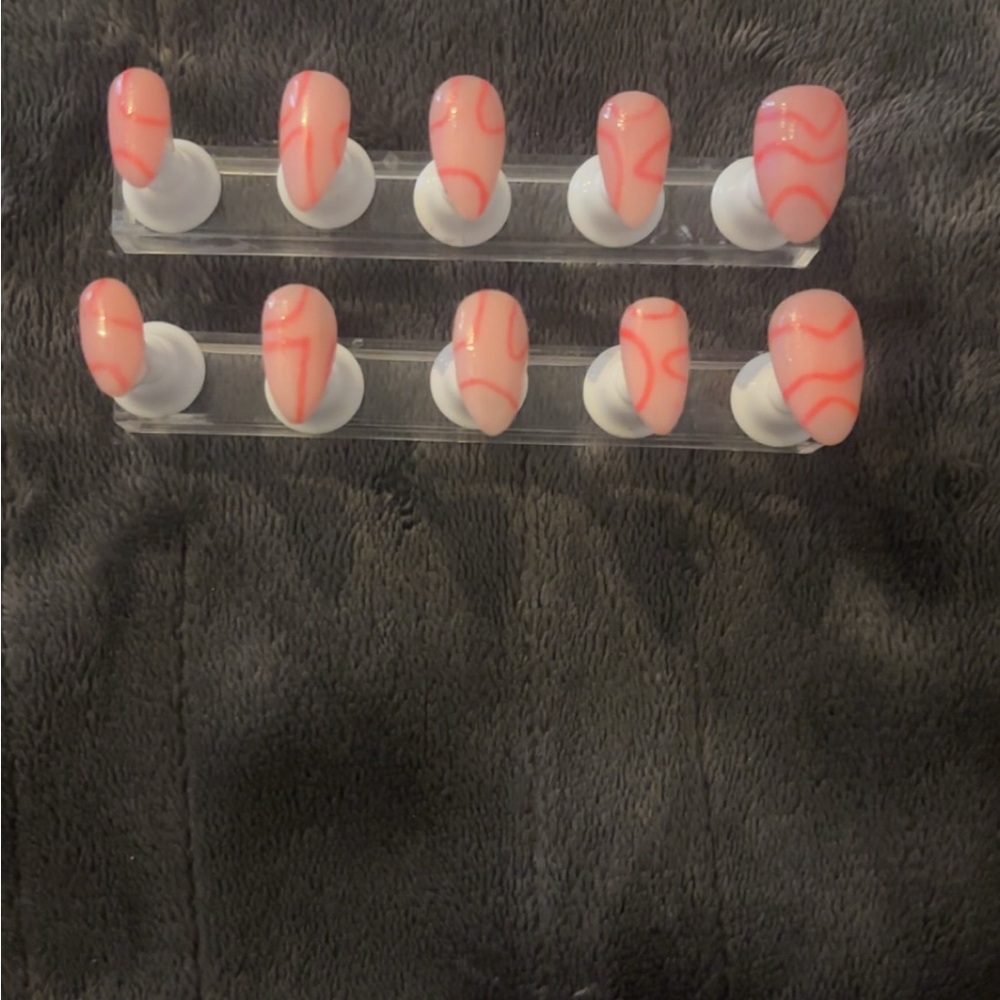 Pink Patterned Press-On Nails